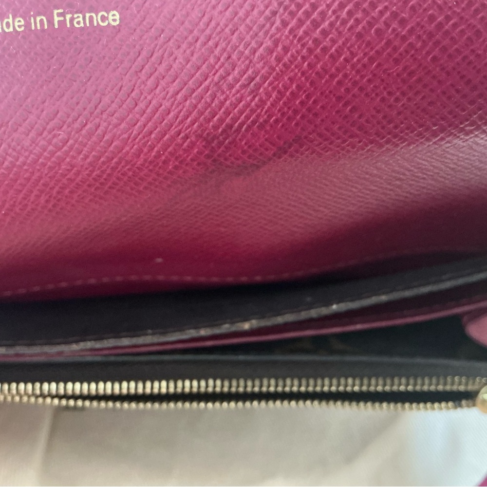 Louis Vuitton Monogram Emilie Wallet with Pink Button - Picture 2 of 4